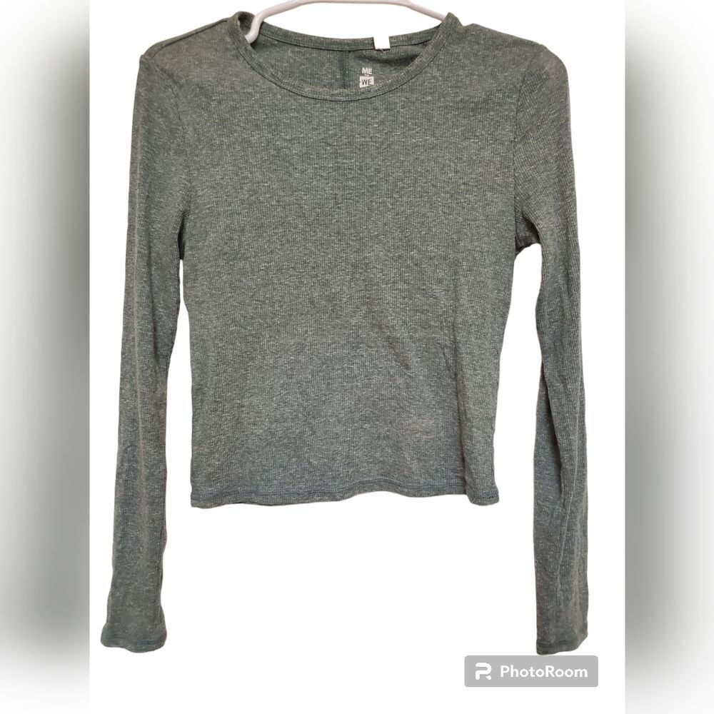 Green Cropped Long Sleeve Top Womens Large Fitted Minimalist Tee